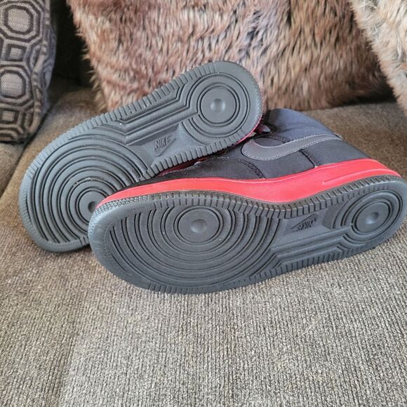 NIKE Air Force One sneakers 2008 US size 6.  334031-001 - Picture 10 of 11